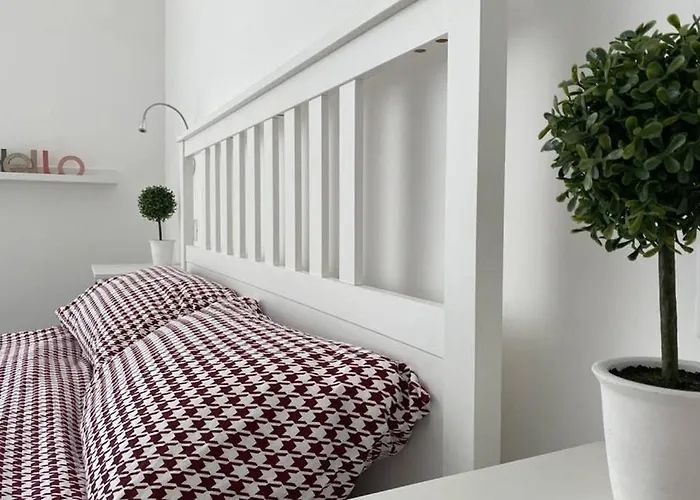 Central Modern Apartment Rome -Locazione Turistica-